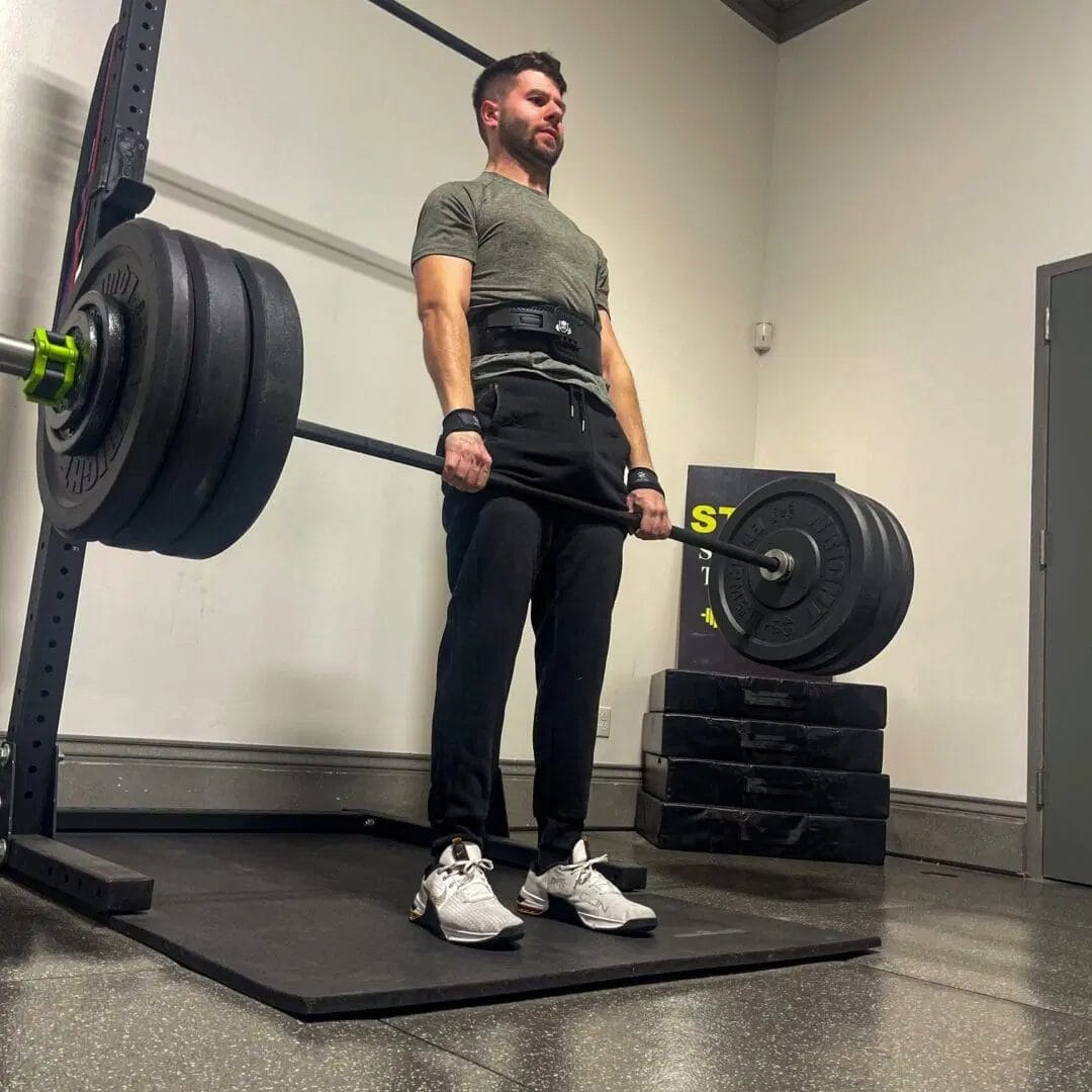 Is Faith the Missing Component to You Achieving All of Your Health and Fitness Goals? 6 Guy lifting weight